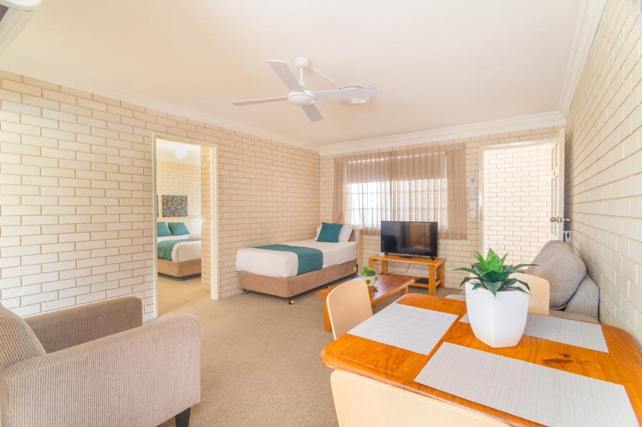 Santa Fe Motel And Holiday Units Lennox Head Esterno foto