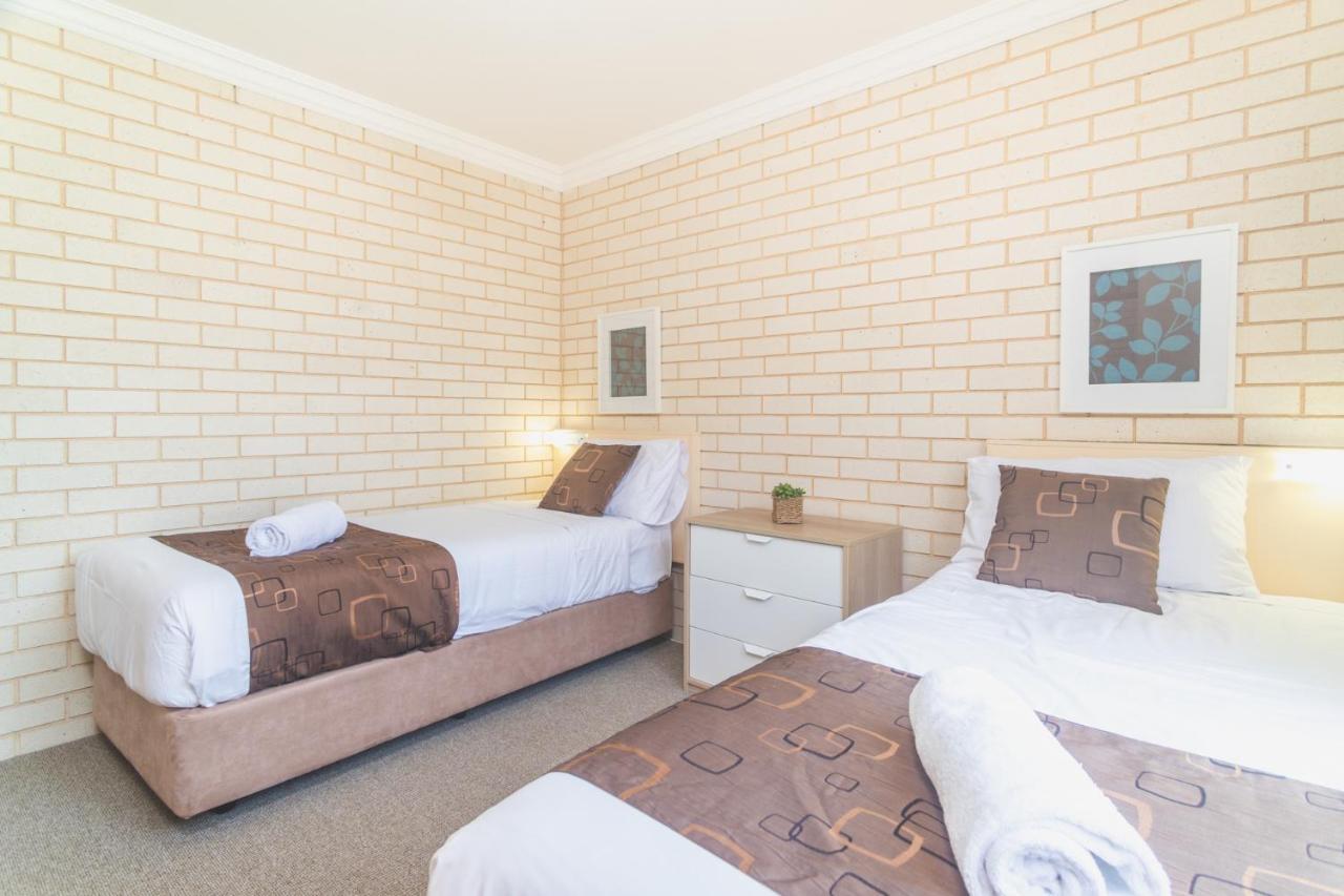 Santa Fe Motel And Holiday Units Lennox Head Esterno foto